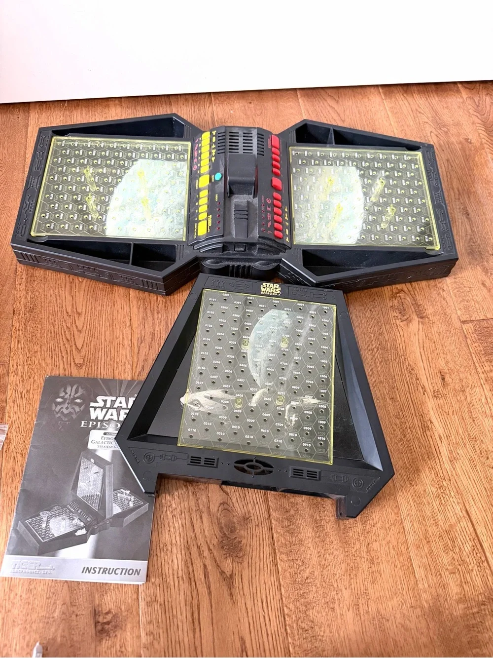 Star Wars Electronic Talking Galactic Battle Space Game Tiger Battleship 1997